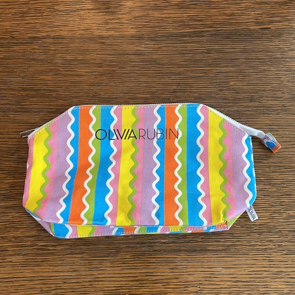 💕HP💕Olivia Rubin canvas pouch - Picture 6 of 9